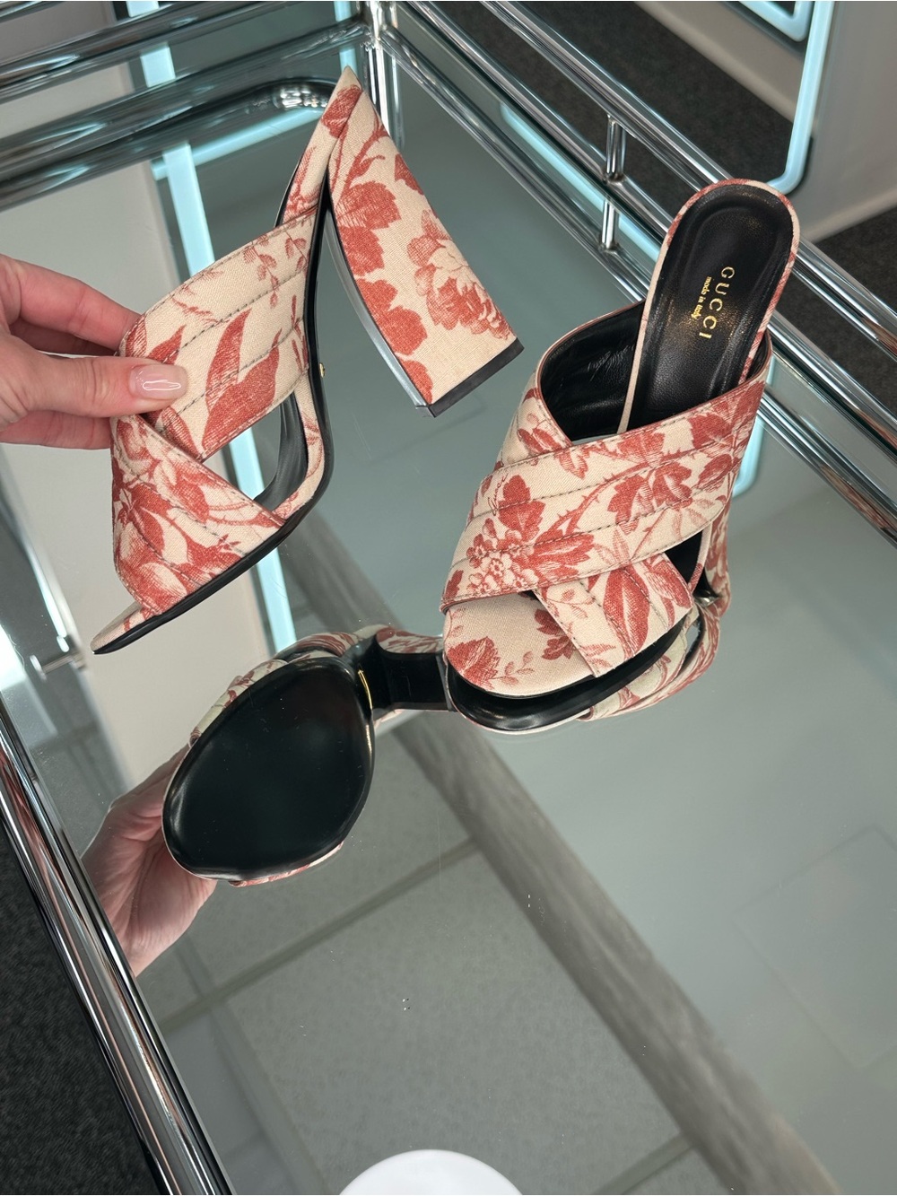 Gucci Mule Heels - Picture 4 of 10